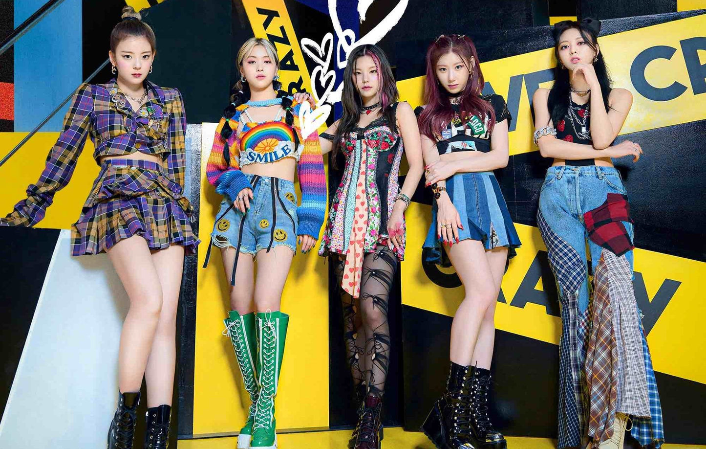 ITZY - [ SPECIAL EDITION] Crazy In Love The 1st Album
